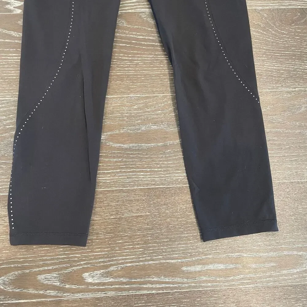 Lululemon Extra Mile Crop Reflective 23” Black Leggings Women Size 8